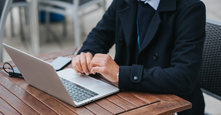 Küçük Restoranlar Online Rezervasyonları Kullanarak Nasıl Daha Fazla Kazanabilir?